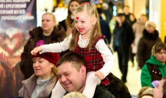 Відкриття ялинки та День Святого Миколая (6-7.12.2025)