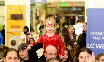 Відкриття ялинки та День Святого Миколая (6-7.12.2025)