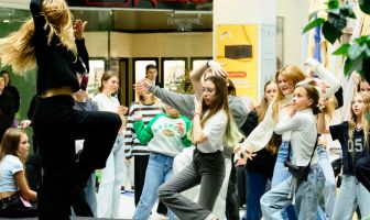 К-рор random dance та караоке на фонтані (25-26.10.2025)